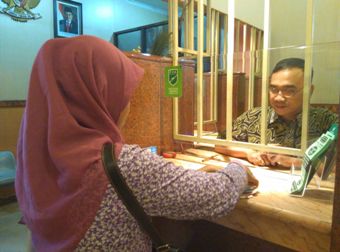 Musim Haji, Penukaran Uang Real Melonjak