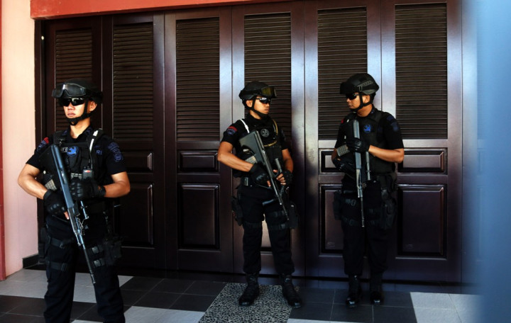 Penyidik Bareskrim Geledah Gedung IPC Pelindo II