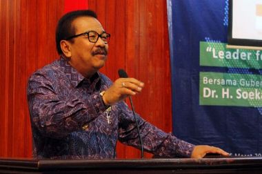 Pakde Karwo Klaim Serapan Anggaran Jatim Lebihi Target