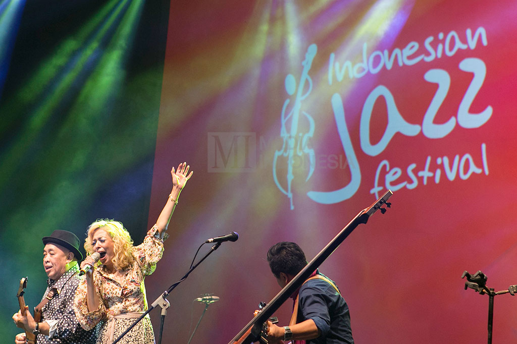 100 Musisi Ramaikan Indonesian Jazz Festival 2015 