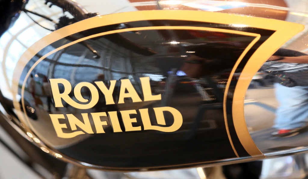 Si Retro Royal Enfield Menggoda Penggemar Moge 