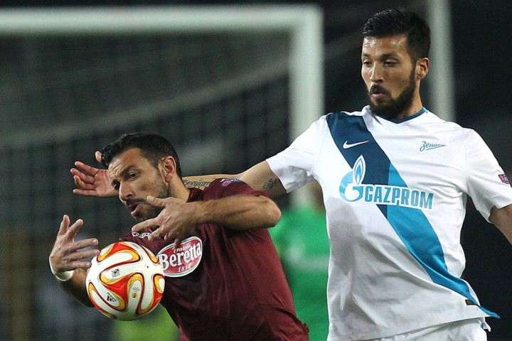 Sulit Dapatkan Stones, Chelsea Incar Bek Zenit