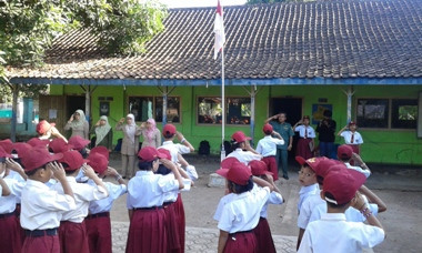 Digenangi Hari Ini, Sekolah Terdampak Waduk Jatigede Tetap Berjalan 