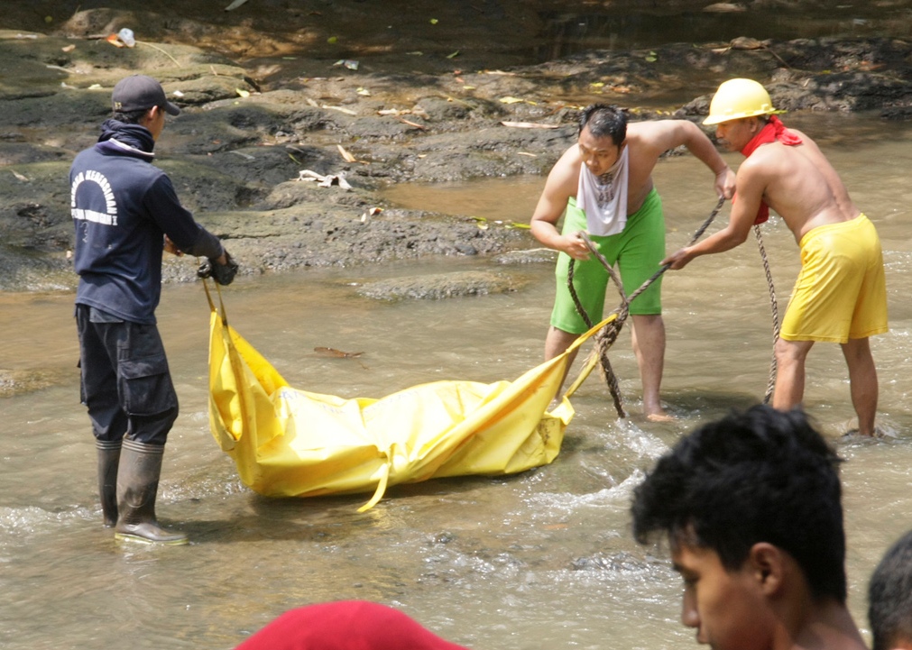  Perempuan Tanpa Busana  Tewas di Gunung Putri Medcom id