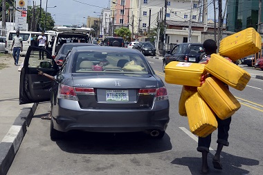 Nigeria Gunakan Drone untuk Cegah Pencurian Minyak