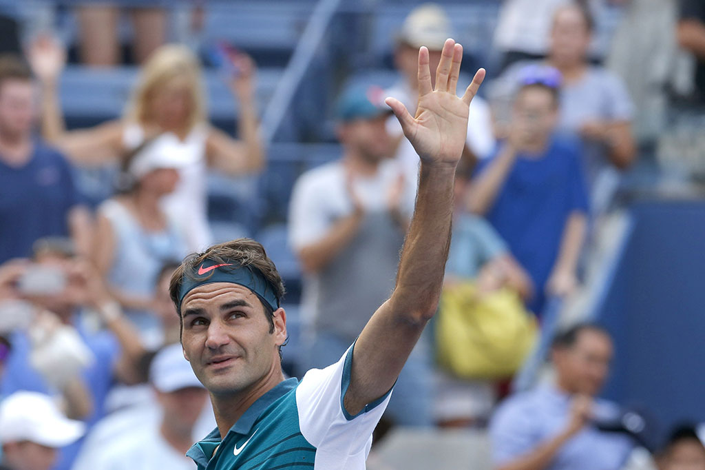 Federer Tundukkan Mayer Tiga Set Langsung