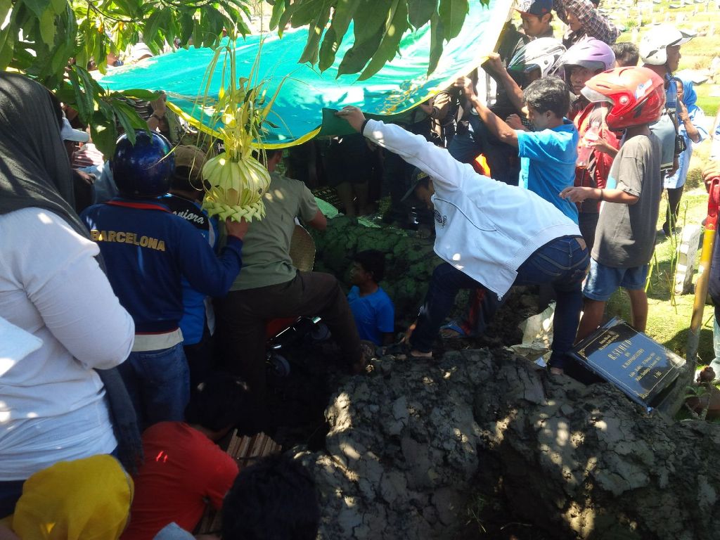 Pemakaman Budi Klantink. Foto: MTVN/Amaluddin