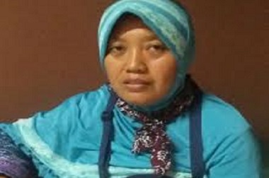 Sisihkan Rp20 Ribu Setiap Hari, Penjual Kerupuk Bisa Berangkat Haji