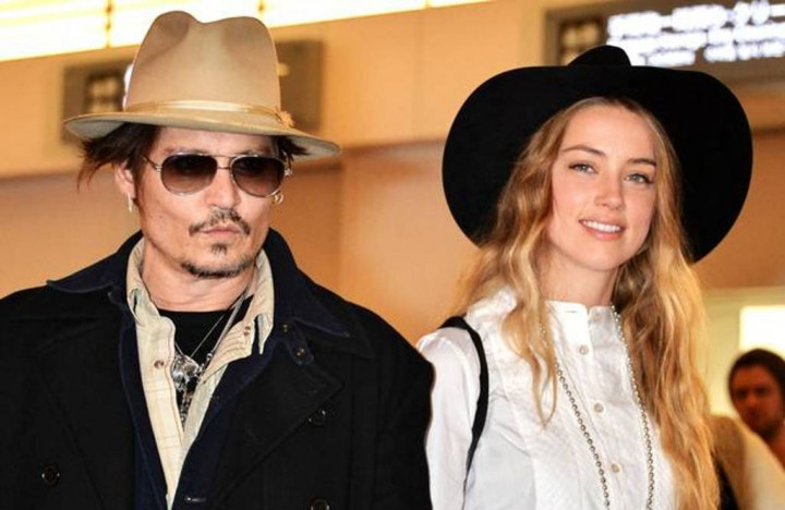 Bela Istri, Johnny Depp Bunuh Dua Anjingnya?