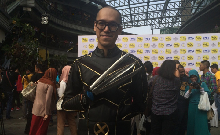 Rhesa Pangkas Habis Rambutnya, Endah Sempat Syok 