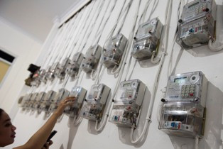 Terkait Token Listrik, Ahok Bantah Tudingan Rizal Ramli