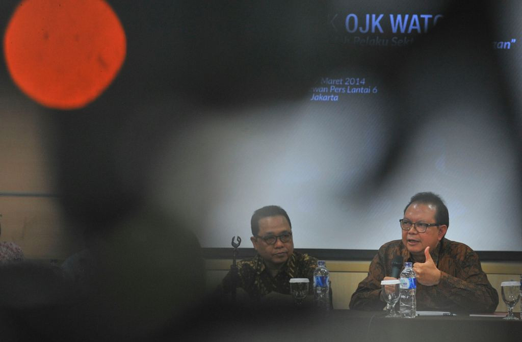 Ketua Umum Perbanas Sigit Pramono (kanan) (FOTO ANTARA/Puspa Perwitasari)