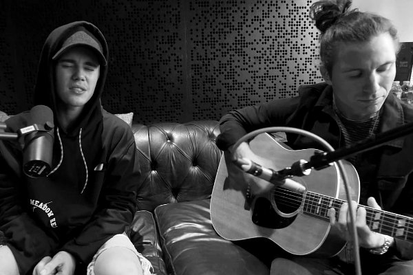 Justin Bieber Rilis Versi Akustik 'What Do You Mean?' 