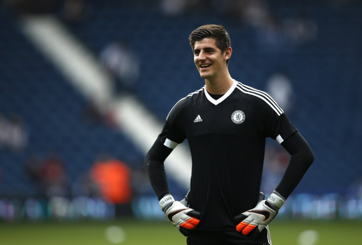 Cedera Lutut, Courtois Kabarnya Absen Dua Bulan