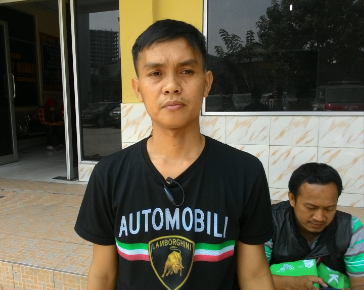 Ojek Pangkalan Pukul Sopir Go-Jek Pakai Balok di Sudirman 