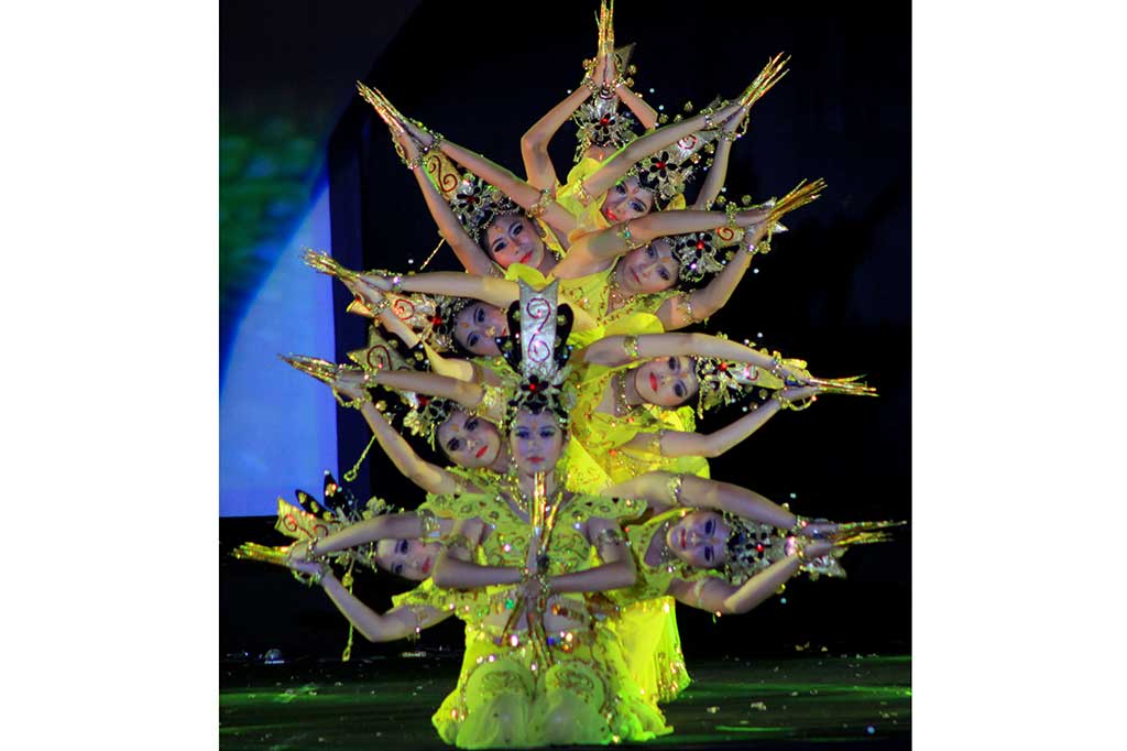 Solo International Performing Arts Digelar