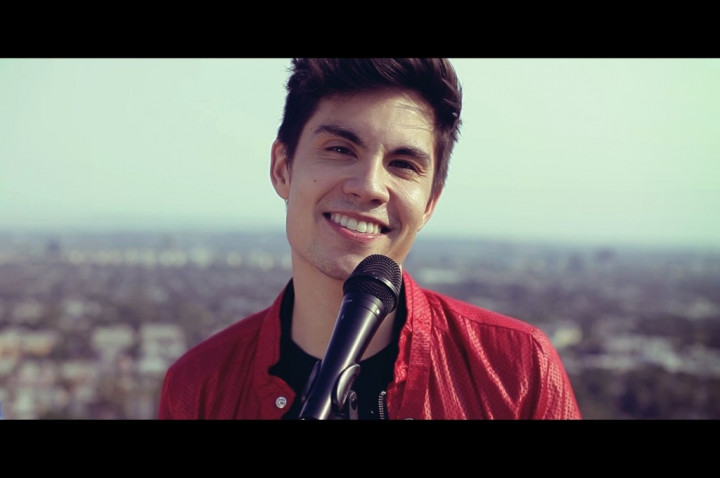 Sam Tsui Penuhi Janji Membuka Konser Bon Jovi  