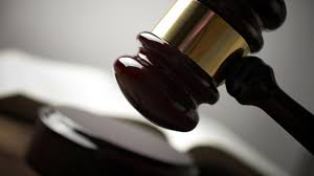 Tak Patuhi Putusan MA, Bupati Mandailing Natal Dituding Arogan