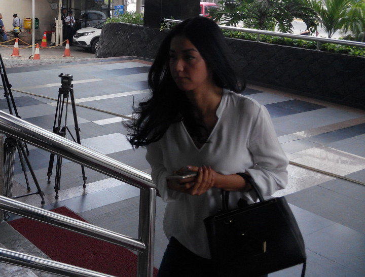 Kembali Jenguk, Velove Berharap OC Kaligis Membaik