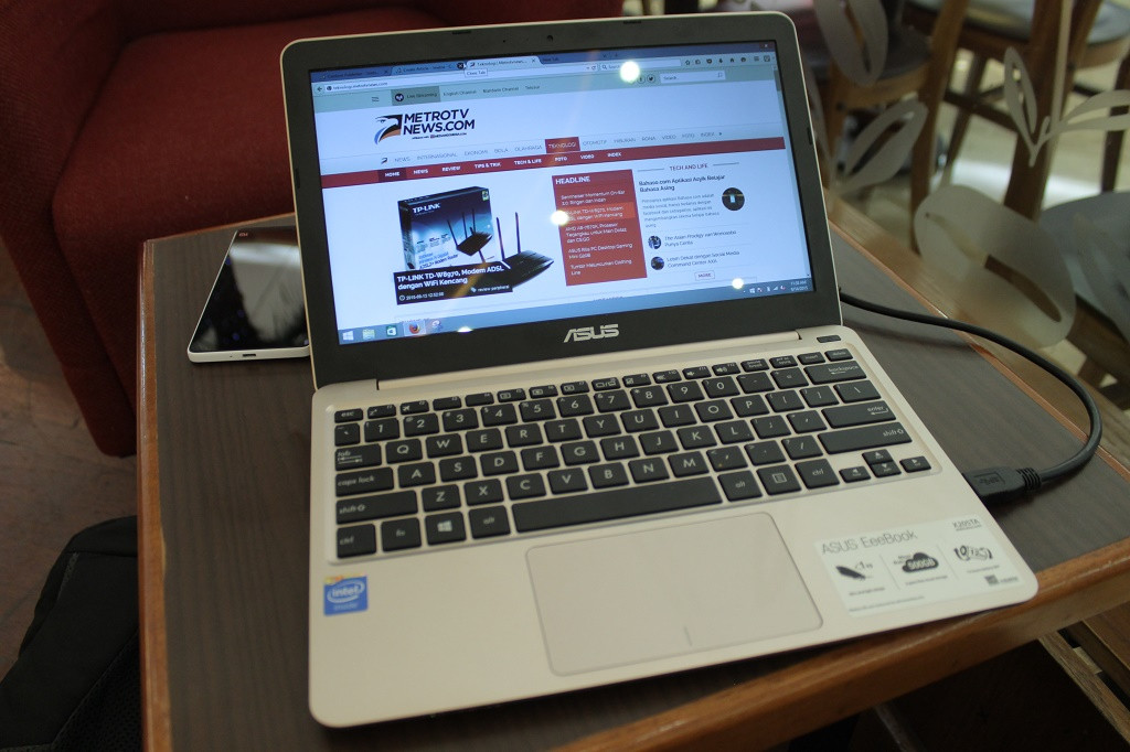 ASUS X205TA, Salah Satu Laptop Murah Terbaik - Medcom.id