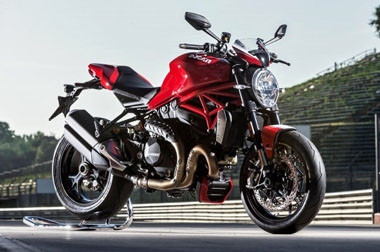 Ducati Monster 1200R, Resmi `Menampakkan` Diri 