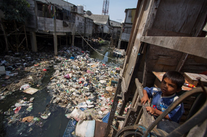 Dalam Setahun, Penduduk Miskin di Indonesia Naik 0,31 Juta Orang 