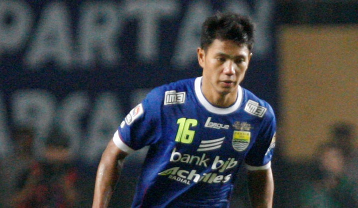 Jupe Siap Matikan Pergerakan Boaz Solossa