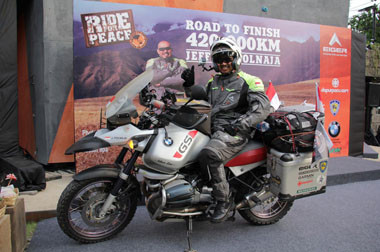 Berpijak di Indonesia, Kang JJ Terharu Dengarkan Lagu Indonesia Raya 