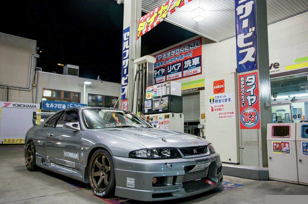 Nissan Skyline R33 milik Daisuke sanggup hentakan tenaga 700 daya kuda. Superstreet