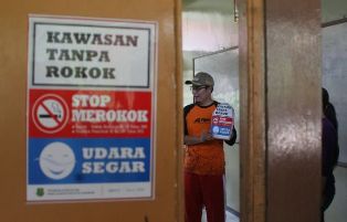 Penerapan Kawasan Tanpa Rokok Didukung Publik Cirebon
