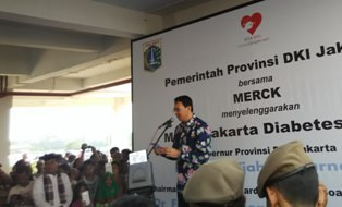 Ahok Kembali Tebar Ancaman ke Penghuni Rusun