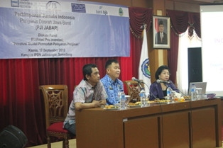 Kemenpan RB: Kalau PNS Tak Bisa Melayani, Bubar Saja