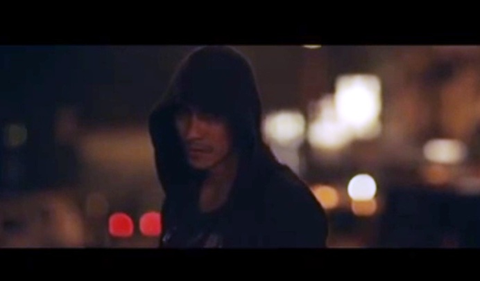 Darius Sinathrya Misterius di Film Teranyar Rudi Soedjarwo