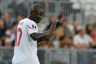 Mamadou Sakho Siap Bangkit Kontra Norwich City