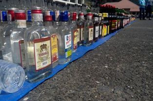 Polisi Buru Penjual Miras Cukrik yang Tewaskan 4 Orang