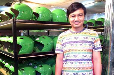 Bisnis Go-Jek Ternyata Berdampak Positif di Industri Helm Lokal 