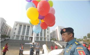 Universitas Pertahanan Tularkan Persahabatan di Hari Perdamaian Dunia 