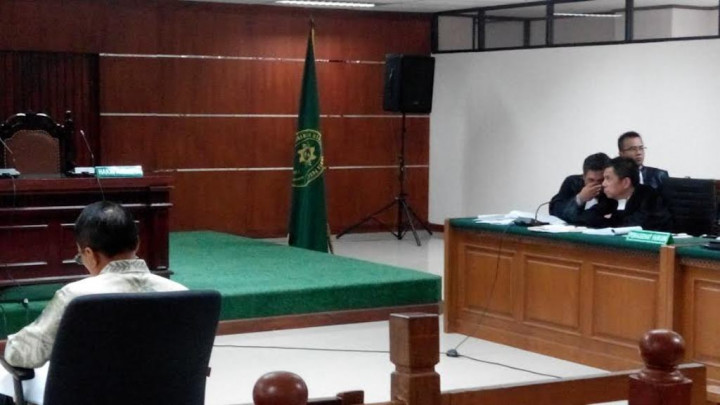 Jadi Pengacara Jero Wacik, Hinca: Saya <i>Lawyer</i> Belum Pensiun