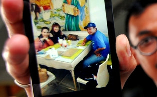 Keluar Lapas, Gayus Juga Nonton Konser Bon Jovi?