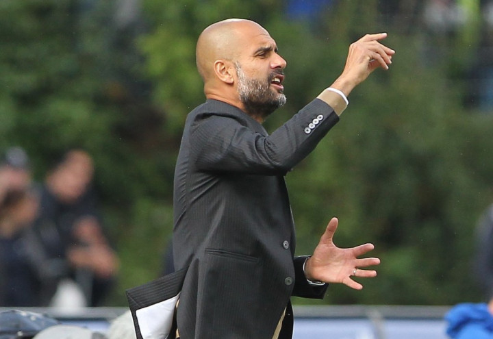 Ferguson Sempat Bujuk Guardiola Latih MU