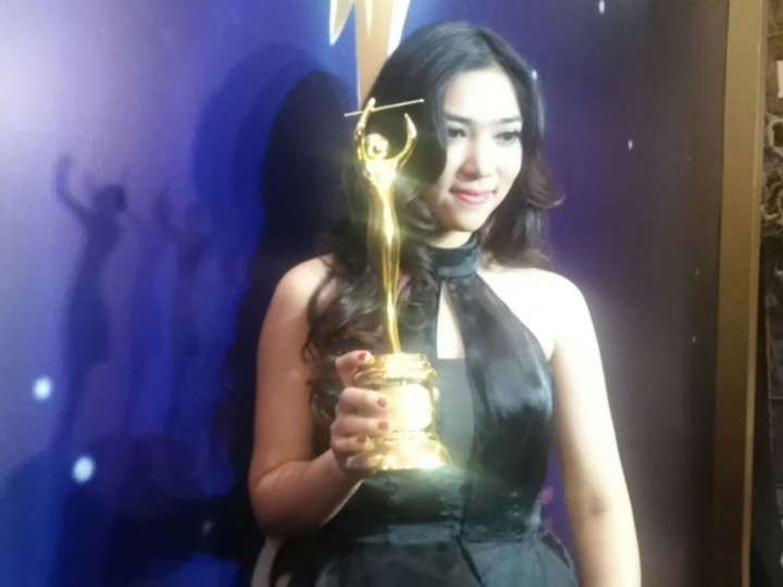 Isyana Sarasvati, Pendatang Baru Terbaik AMI Awards 2015 