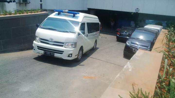 Jenazah Adnan Buyung Tinggalkan RSPI