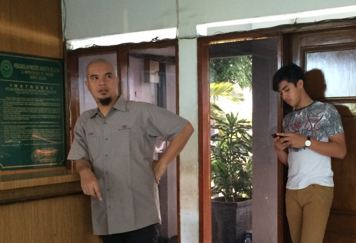 Ahmad Dhani Ajak El ke Pengadilan