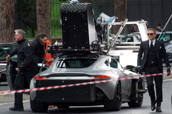 <i>James Bond: Spectre</i> Lanjutkan Tradisi Tampilkan Aksi dan Ledakan Sungguhan