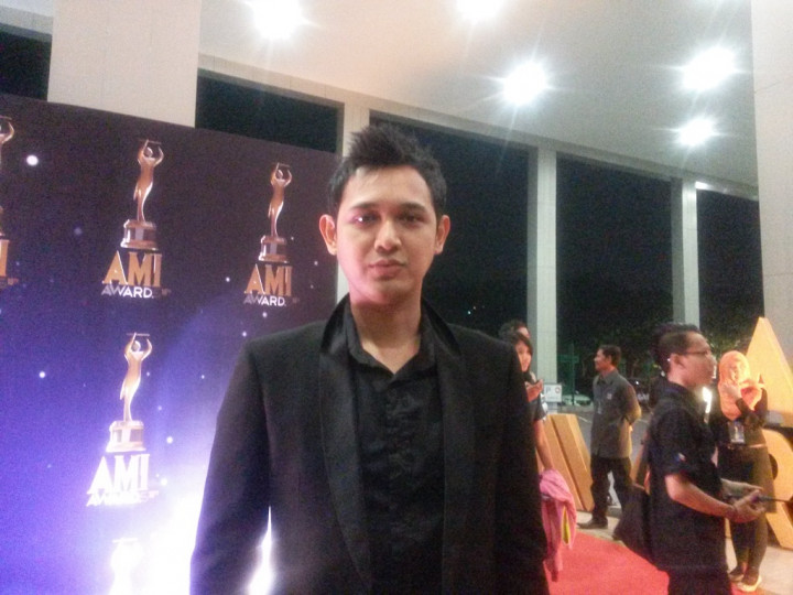 Pengalaman Bondan Prakoso Cicipi Rokok