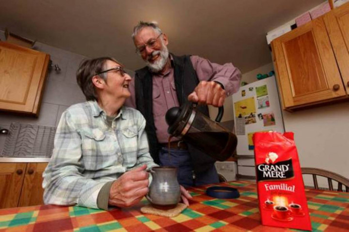 Kakek Ini Rela Bersepeda Beli Kopi Favorit Istri di Prancis