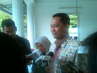 Buwas Minta Ahok Terbitkan Perda Penutupan Hiburan Malam