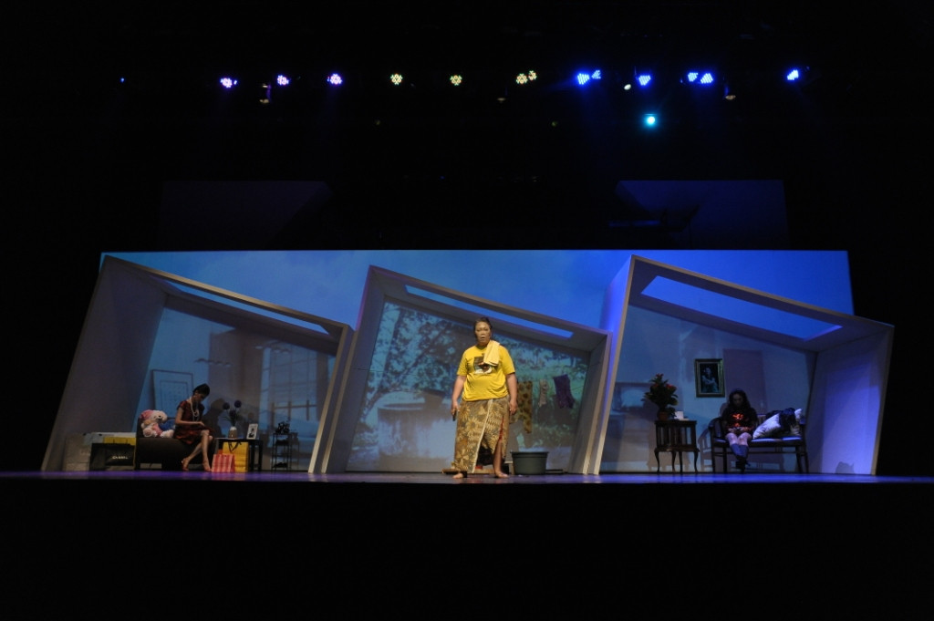 Teater Bukan Bunga Bukan Lelaki (foto:IST)
