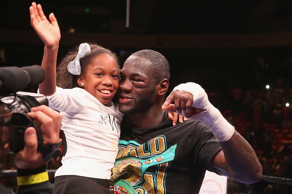 Wilder Pertahankan Gelar Kelas Berat WBC