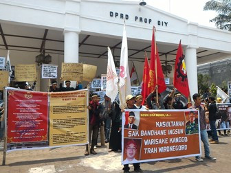 Sekelompok Warga Tuntut Yogyakarta Terapkan UU Agraria
